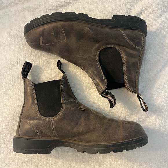 Women’s brown blundstones size 7 (women’s 10) - Picture 1 of 5